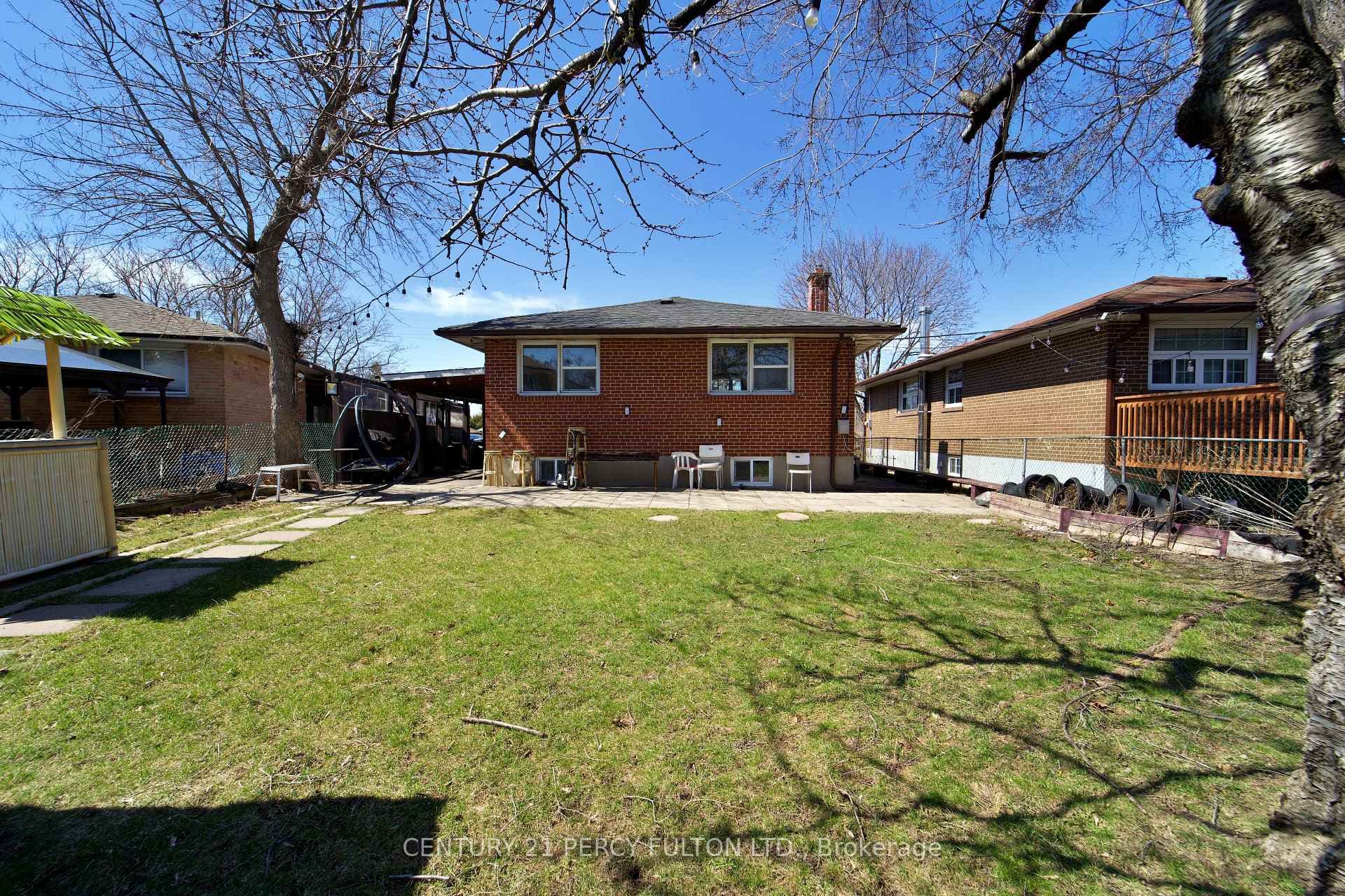 826 Brimorton Drive photo 18