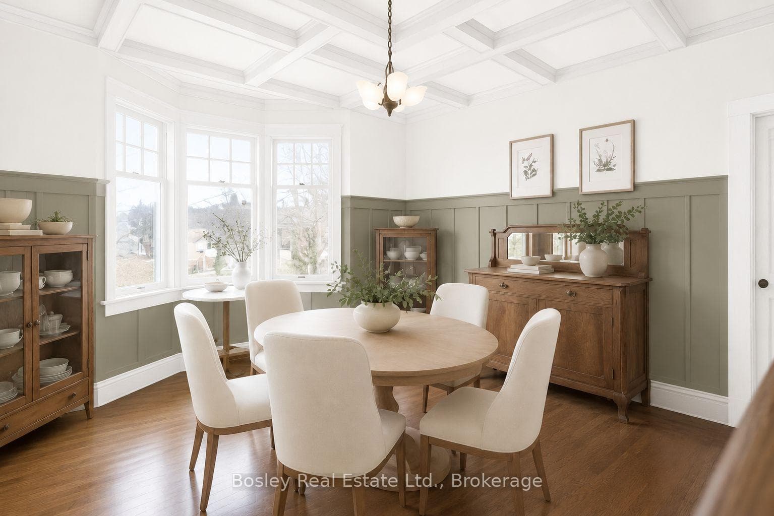 Dining Room virtually staged/painted