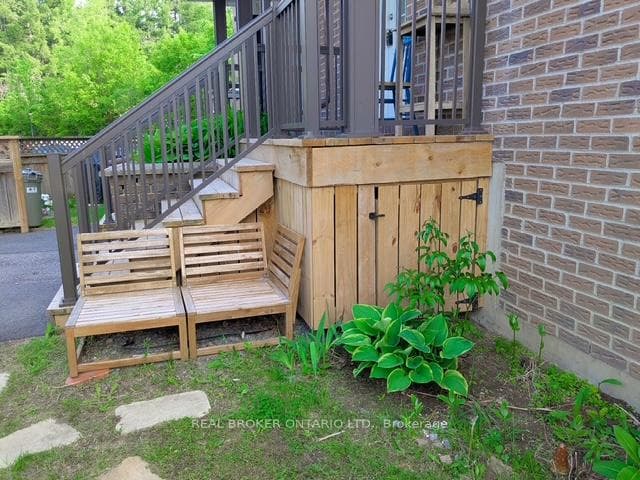 7 Timberview Way Unit 3 photo 3