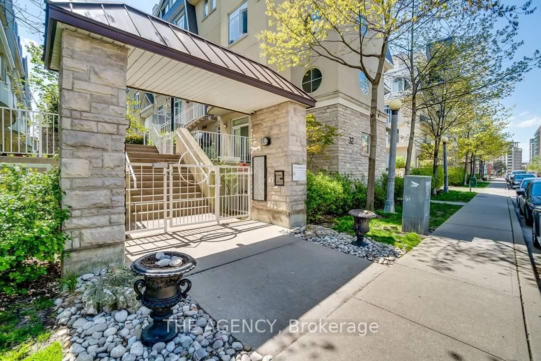 30 Stadium Road Unit 251 photo 1