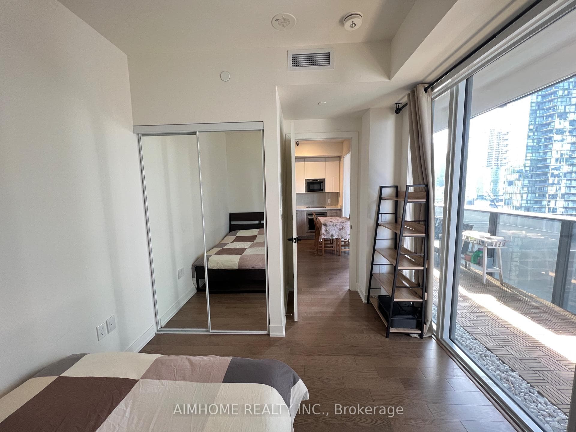 330 Richmond Street Unit 1703 photo 9