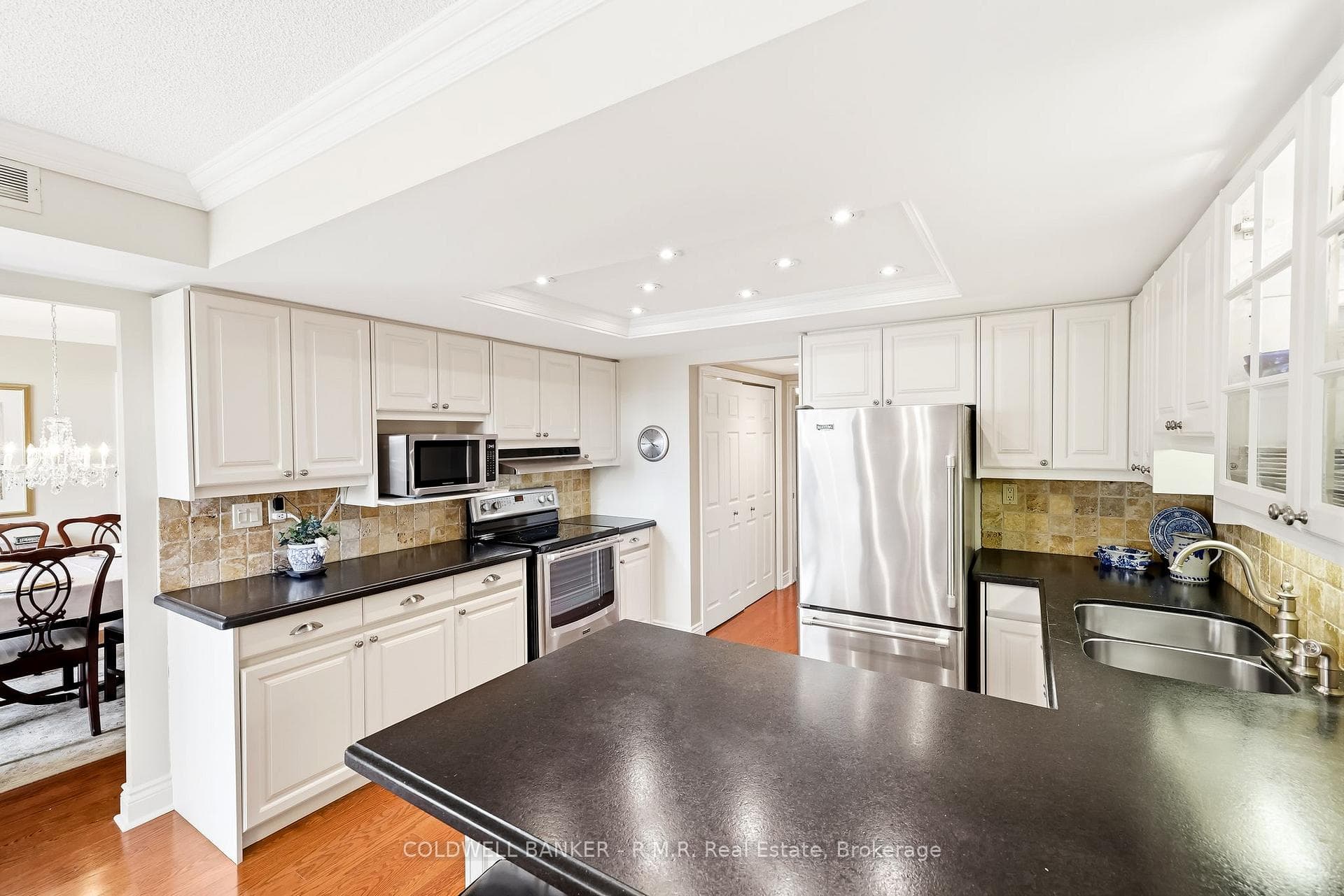 900 Wilson Road Unit 305 photo 20