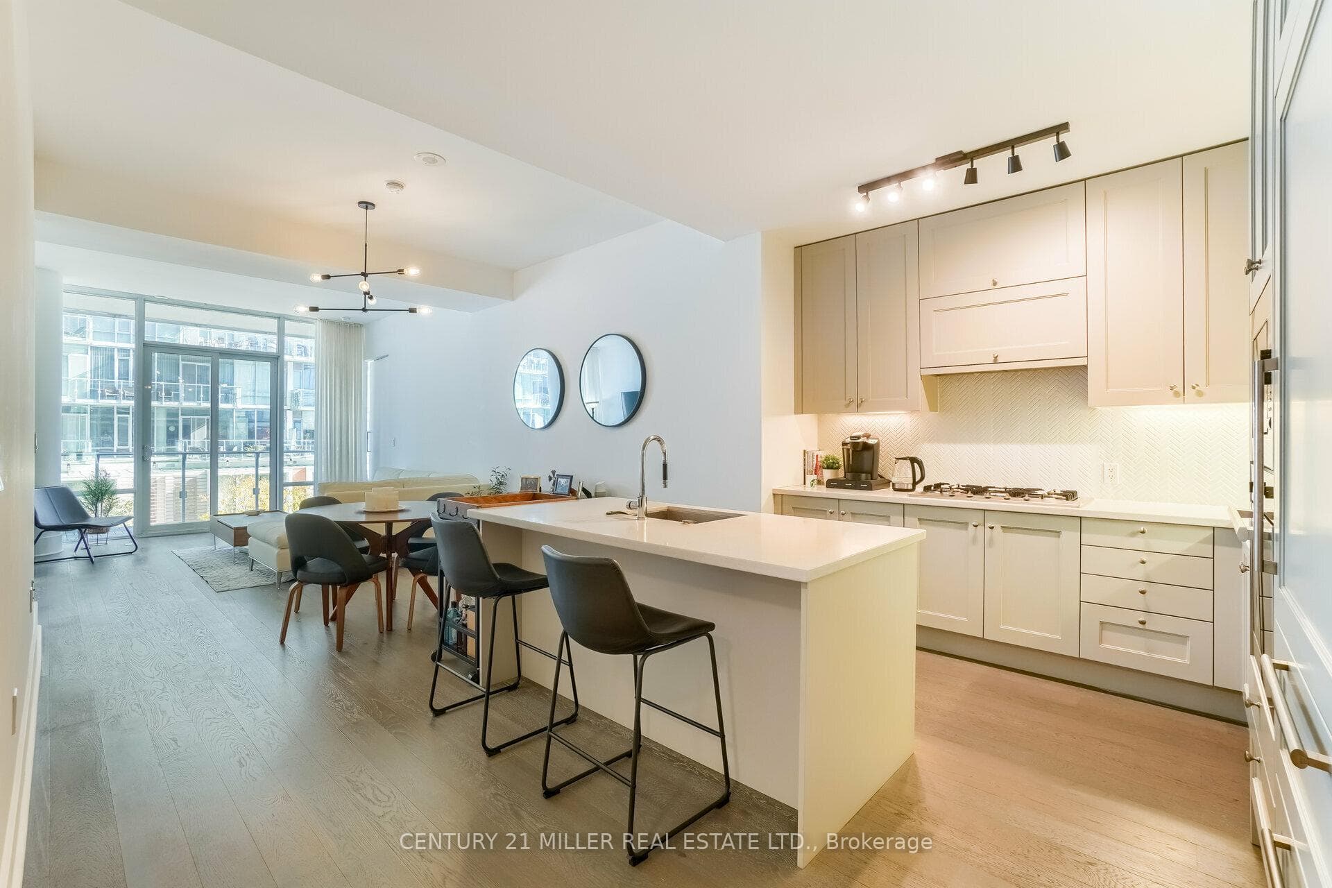 29 Queens Quay Unit 307 photo 6