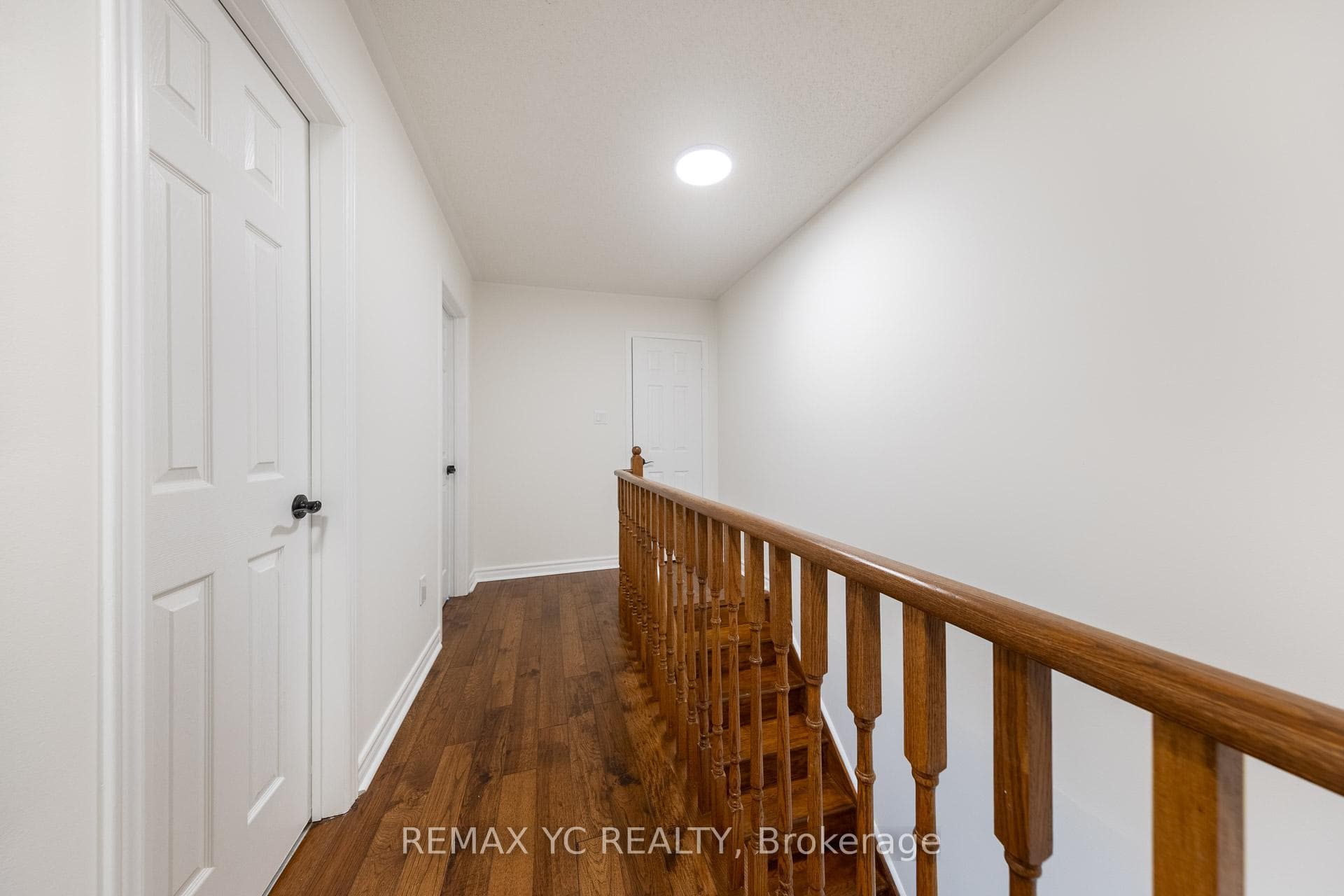 299 Bantry Avenue photo 19