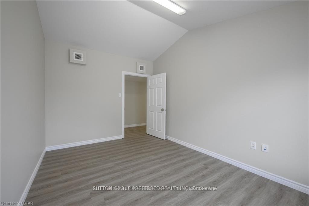 782 INDUSTRIAL (Unit A) Road photo 20