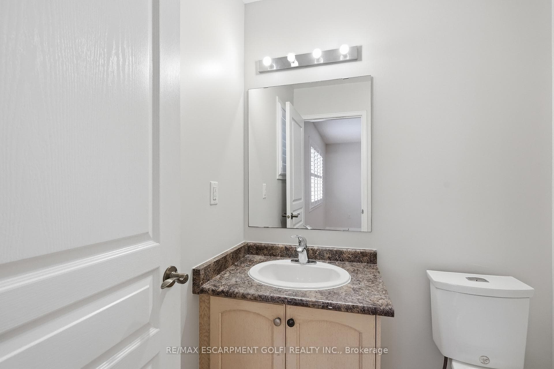 2549 Postmaster Drive photo 19