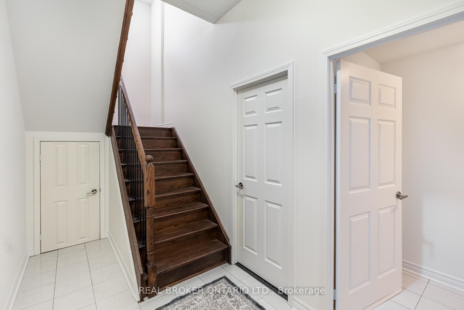 7 Brighton Place Unit 30 photo 40
