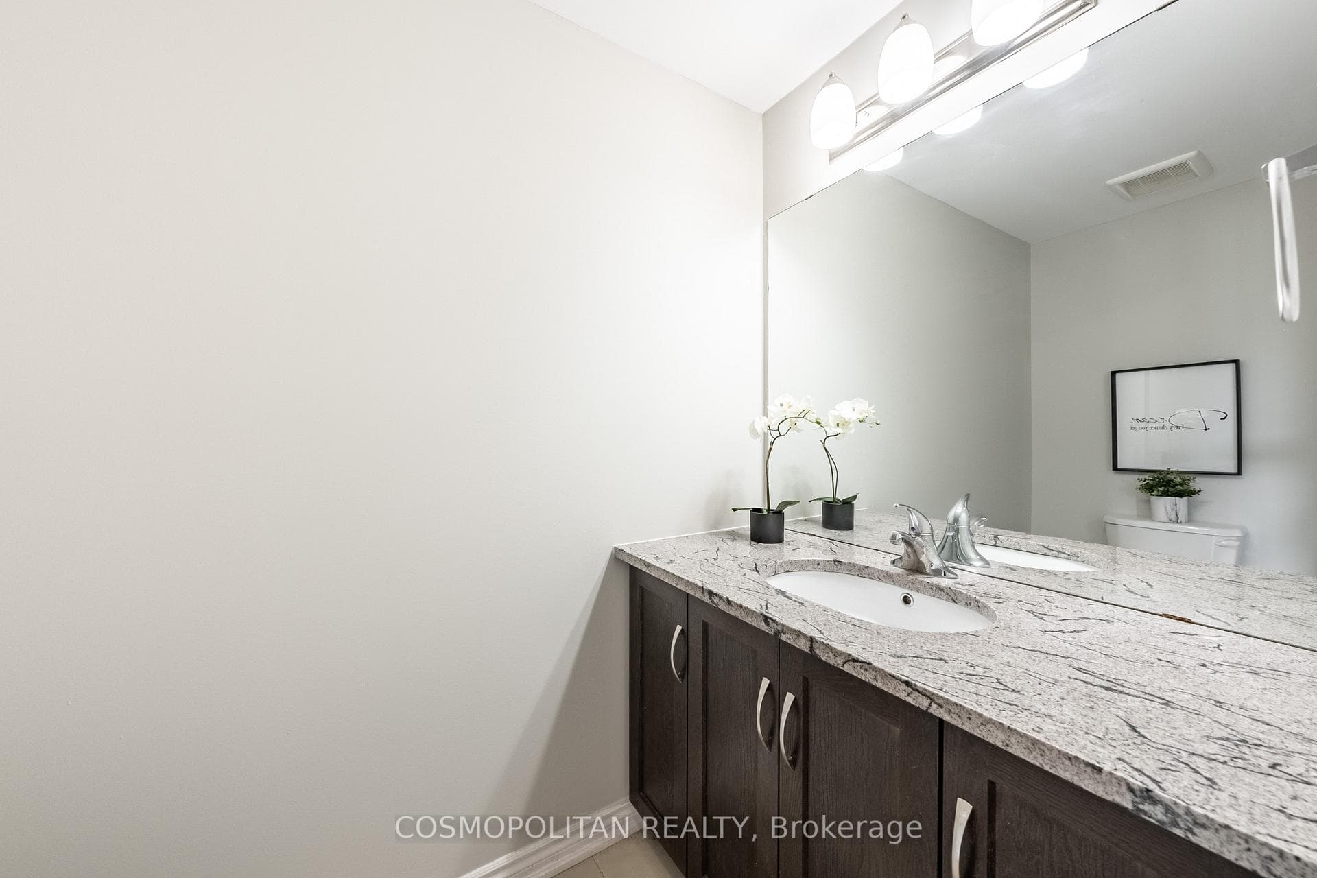 74 Bethune Avenue photo 12