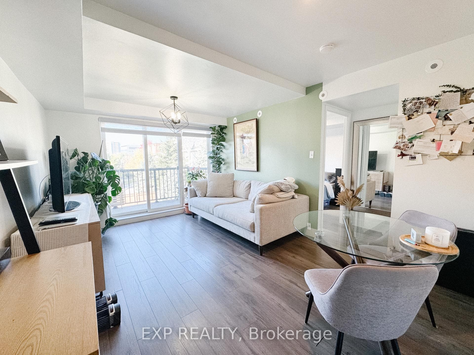 75 George Appleton Way Unit 2057 photo 1