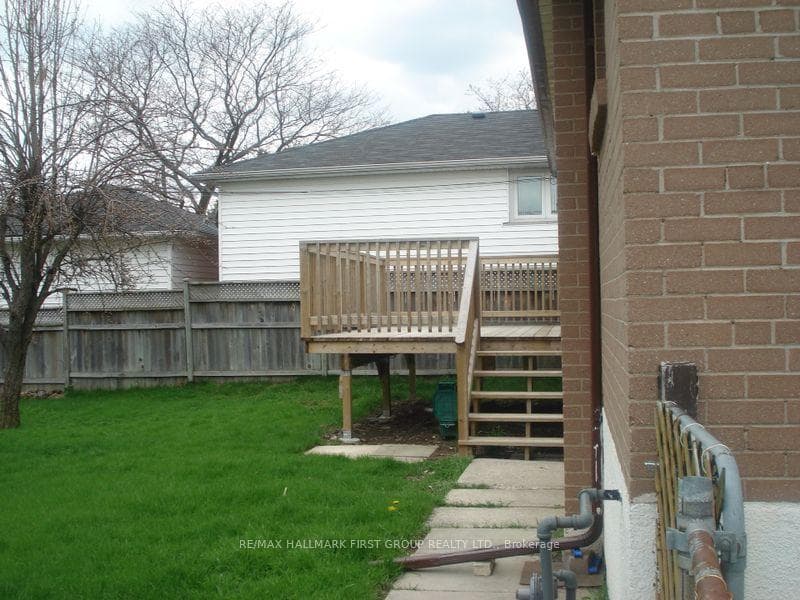 513 Monteith Avenue photo 19