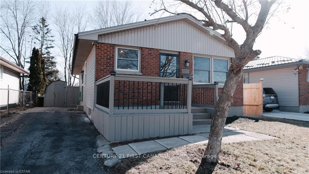 1072 JALNA Boulevard Unit MAIN photo 1