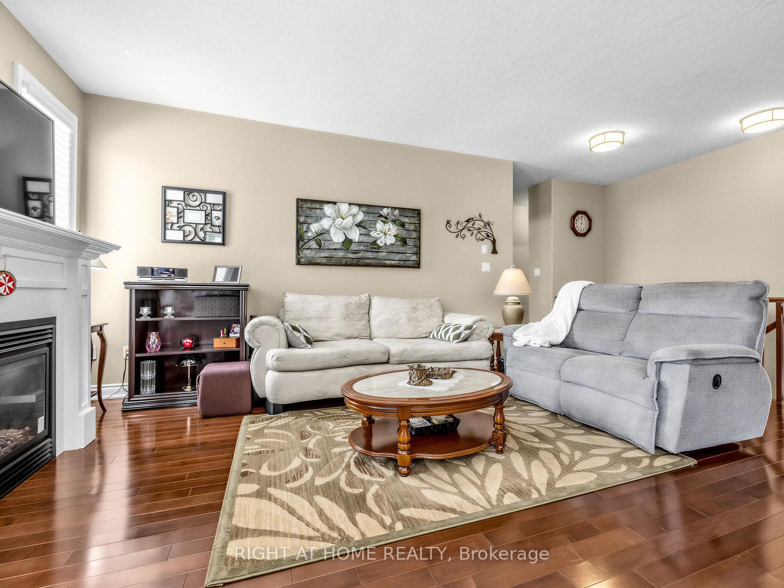 826 Booth Avenue photo 19