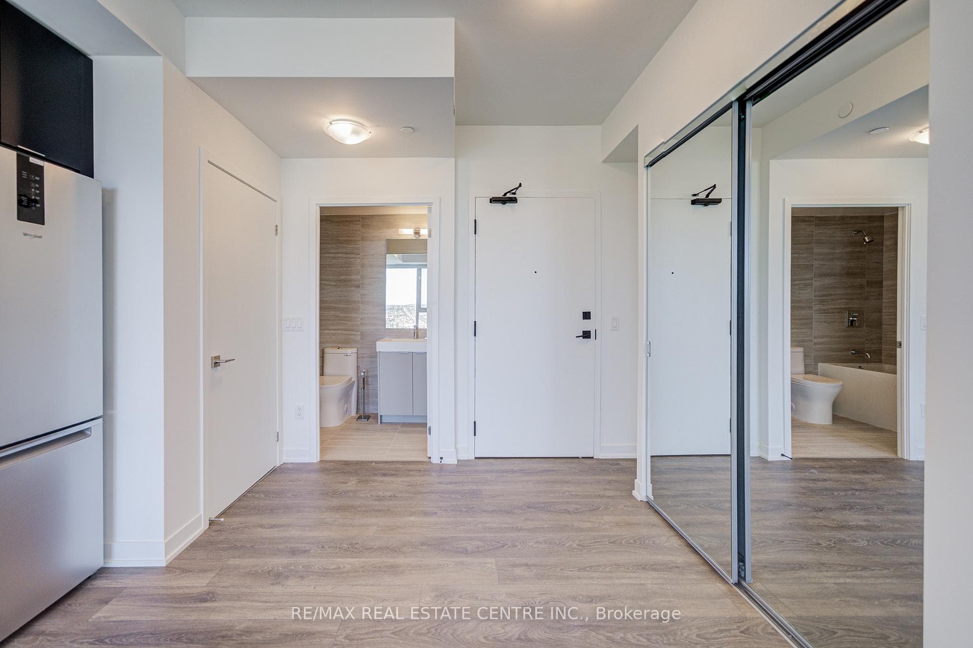 474 Caldari Road Unit 2204 photo 8