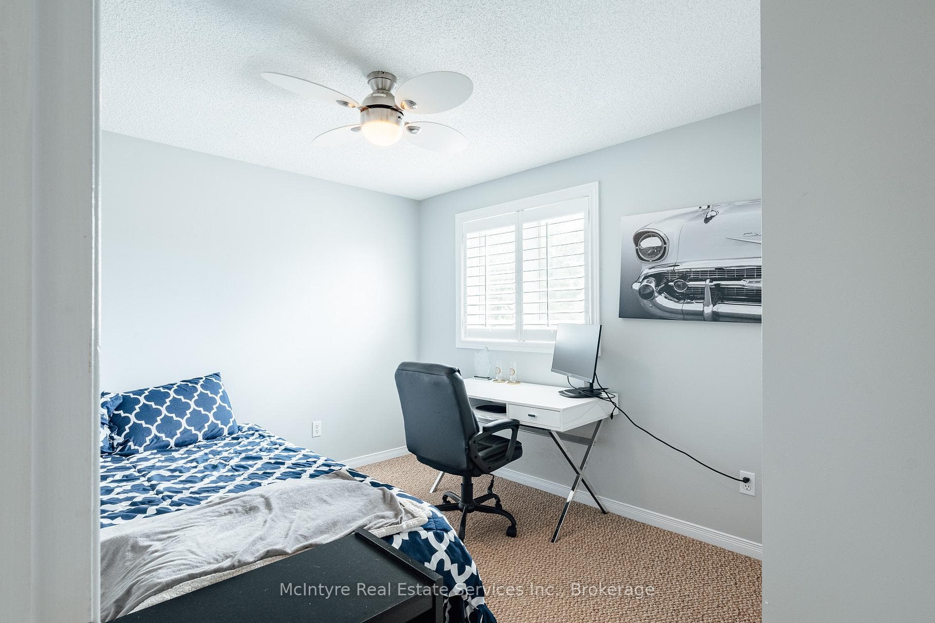 560 Penny Lane photo 25
