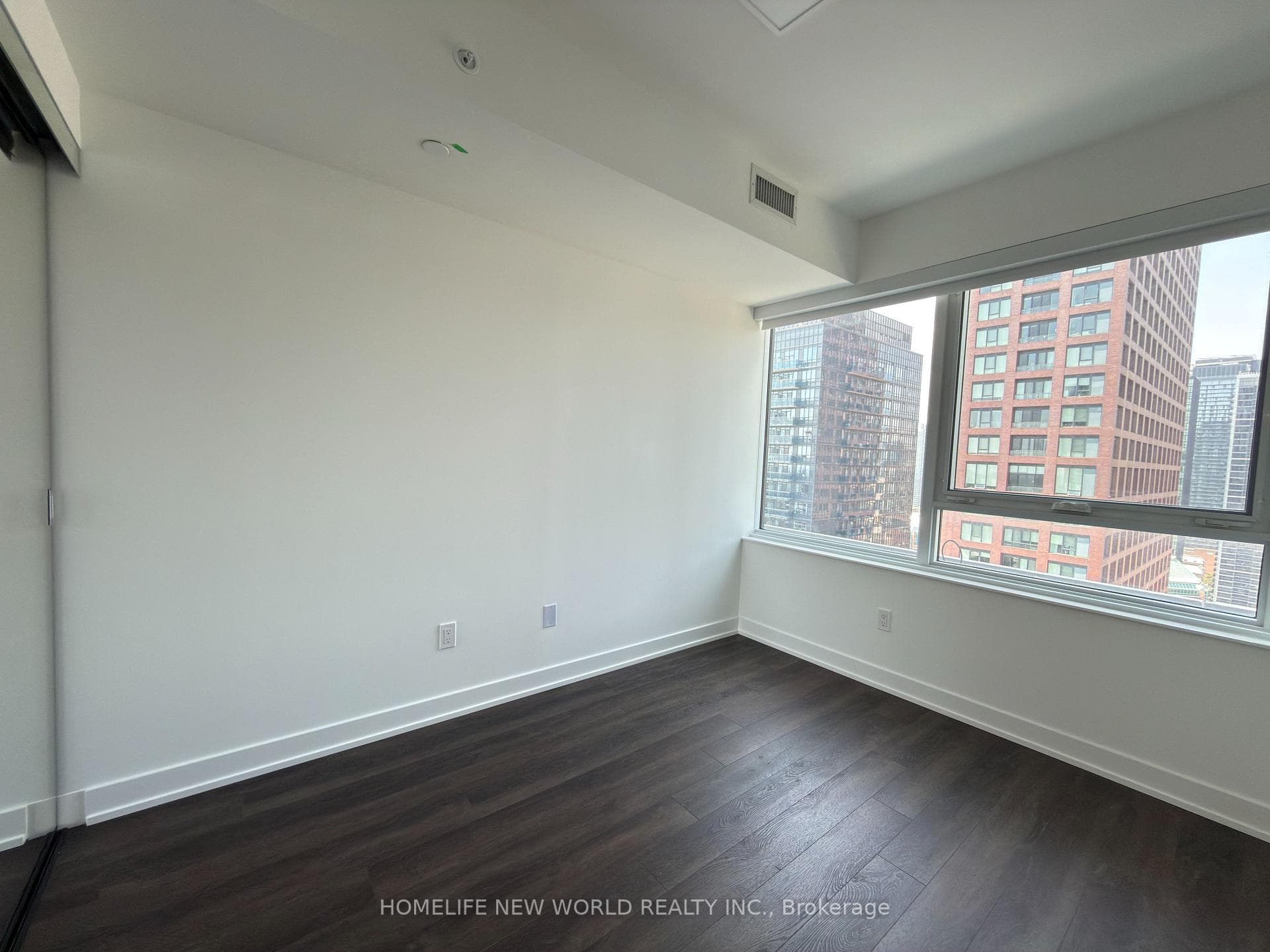 609 Sherbourne Street Unit 2904 photo 18