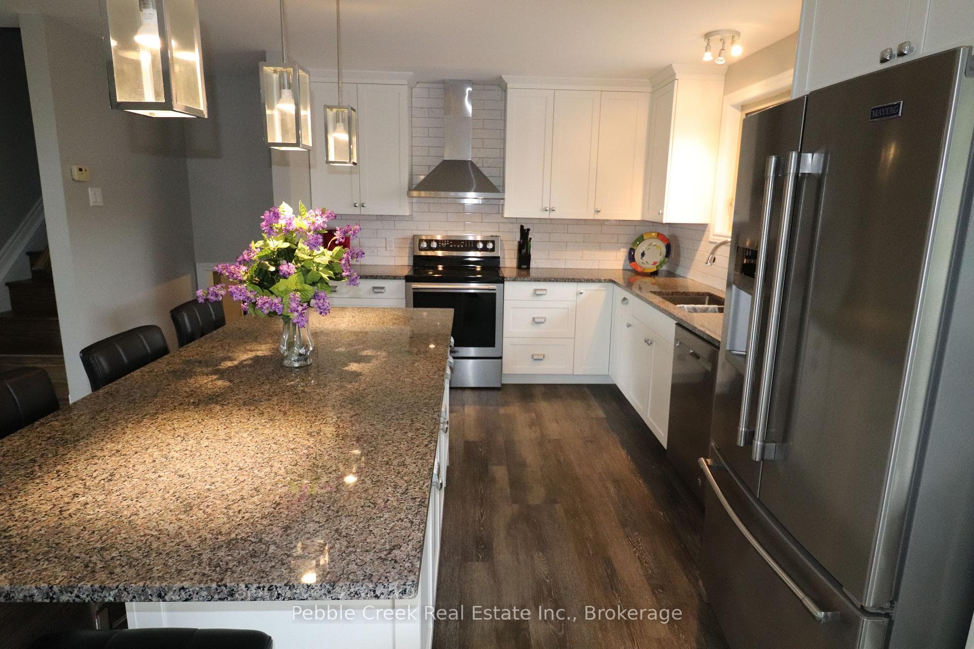 317 Warren Street photo 8