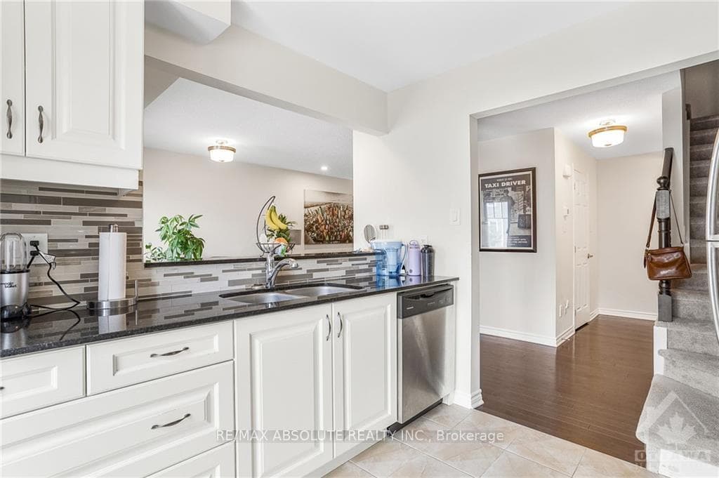 345 PUMPKINSEED Crescent photo 5