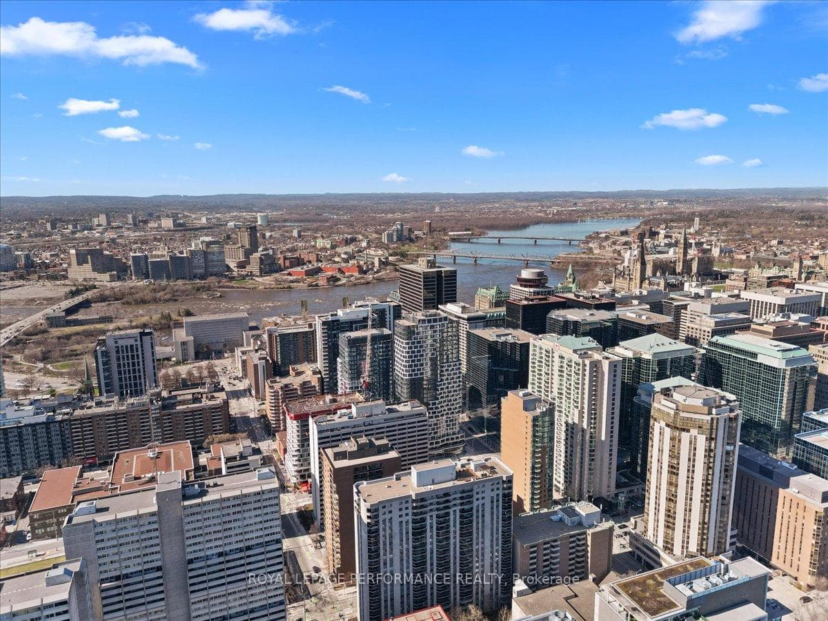 470 Laurier Avenue Unit 1903 photo 37