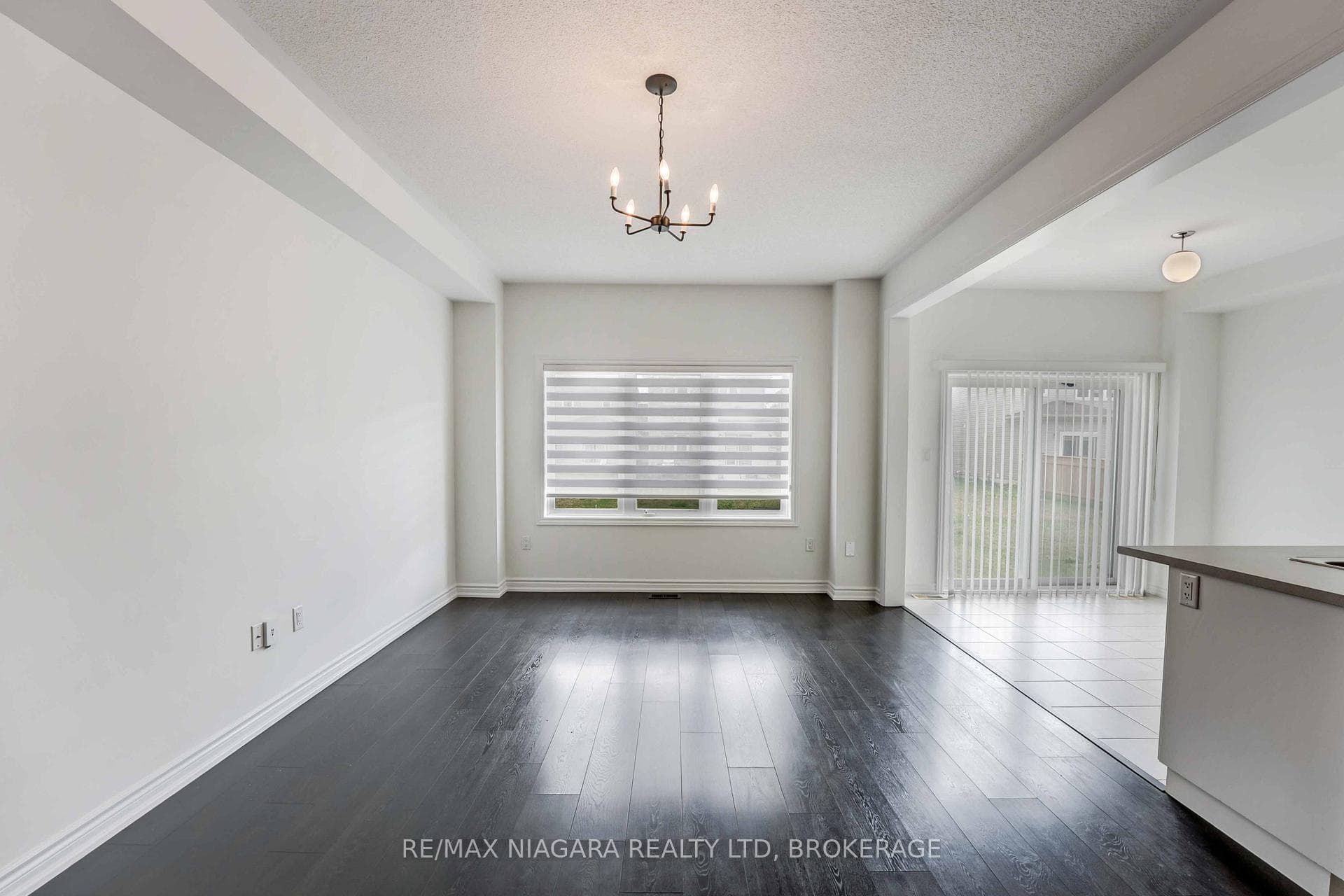 106 Tumblewood Place photo 6