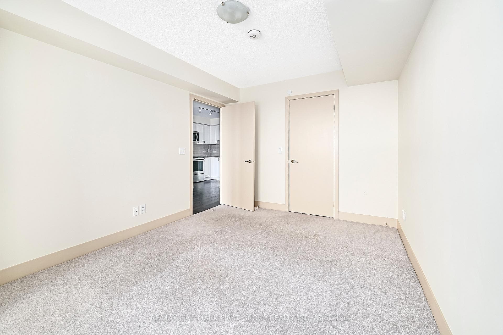1255 Bayly Street Unit 1605 photo 26
