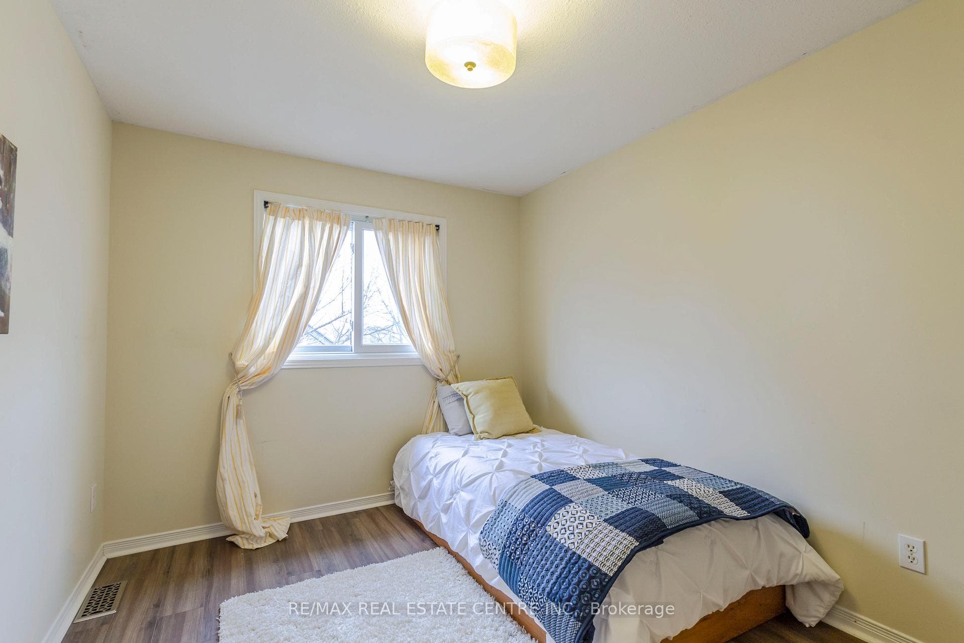 646 Columbia Forest Boulevard Unit B photo 17