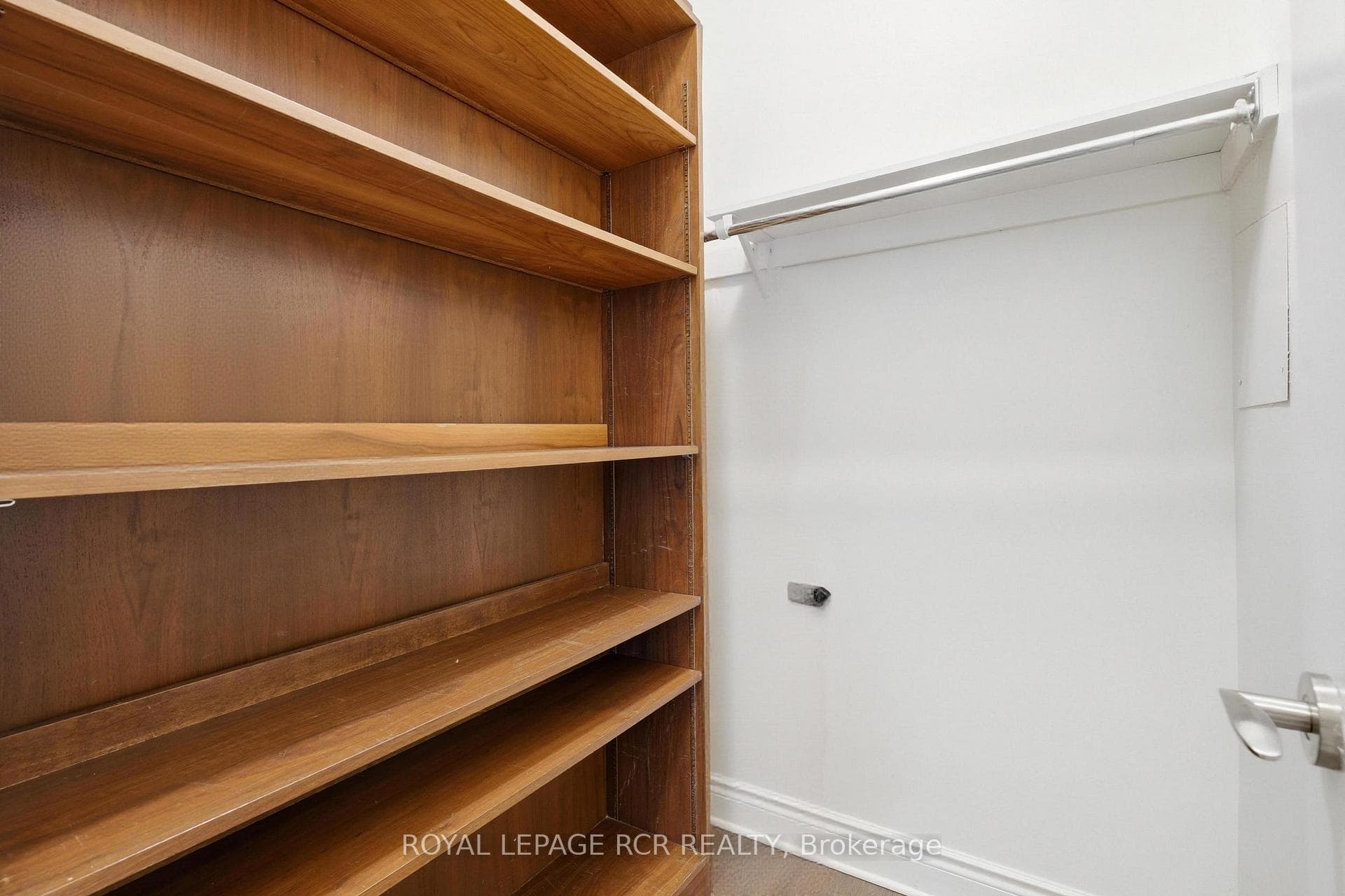 Ensuite Storage/Walk-in Closet