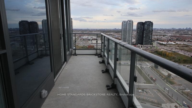 5 Buttermill Avenue Unit 3303 photo 13
