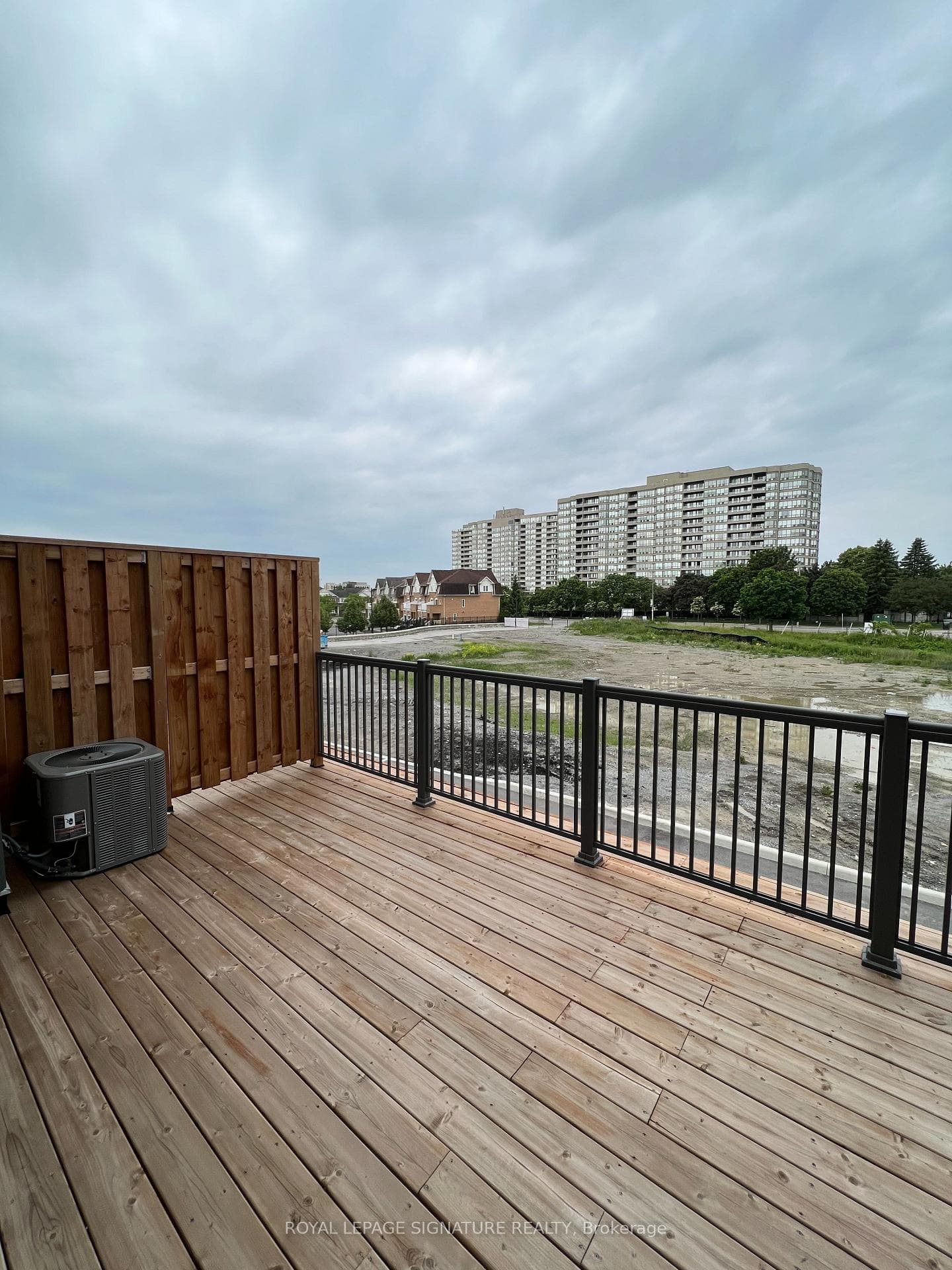 1525 Kingston Road Unit 303 photo 13