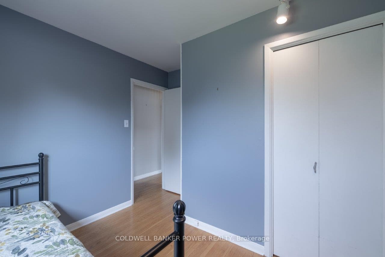 46 Wellesley Crescent photo 15