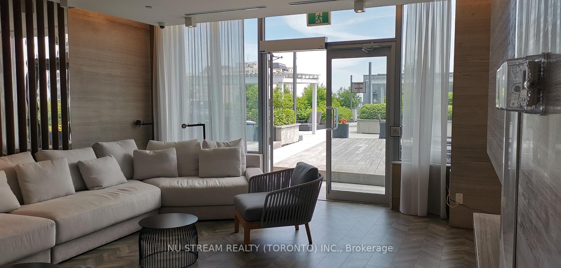 7 Kenaston Gardens Unit 507 photo 22