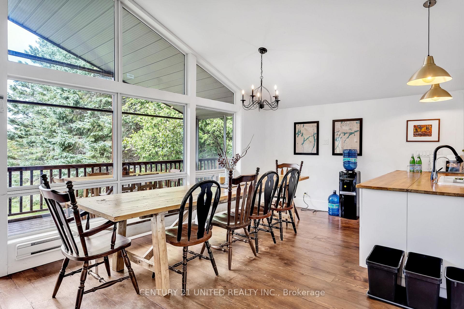 383 Philrick Drive photo 7