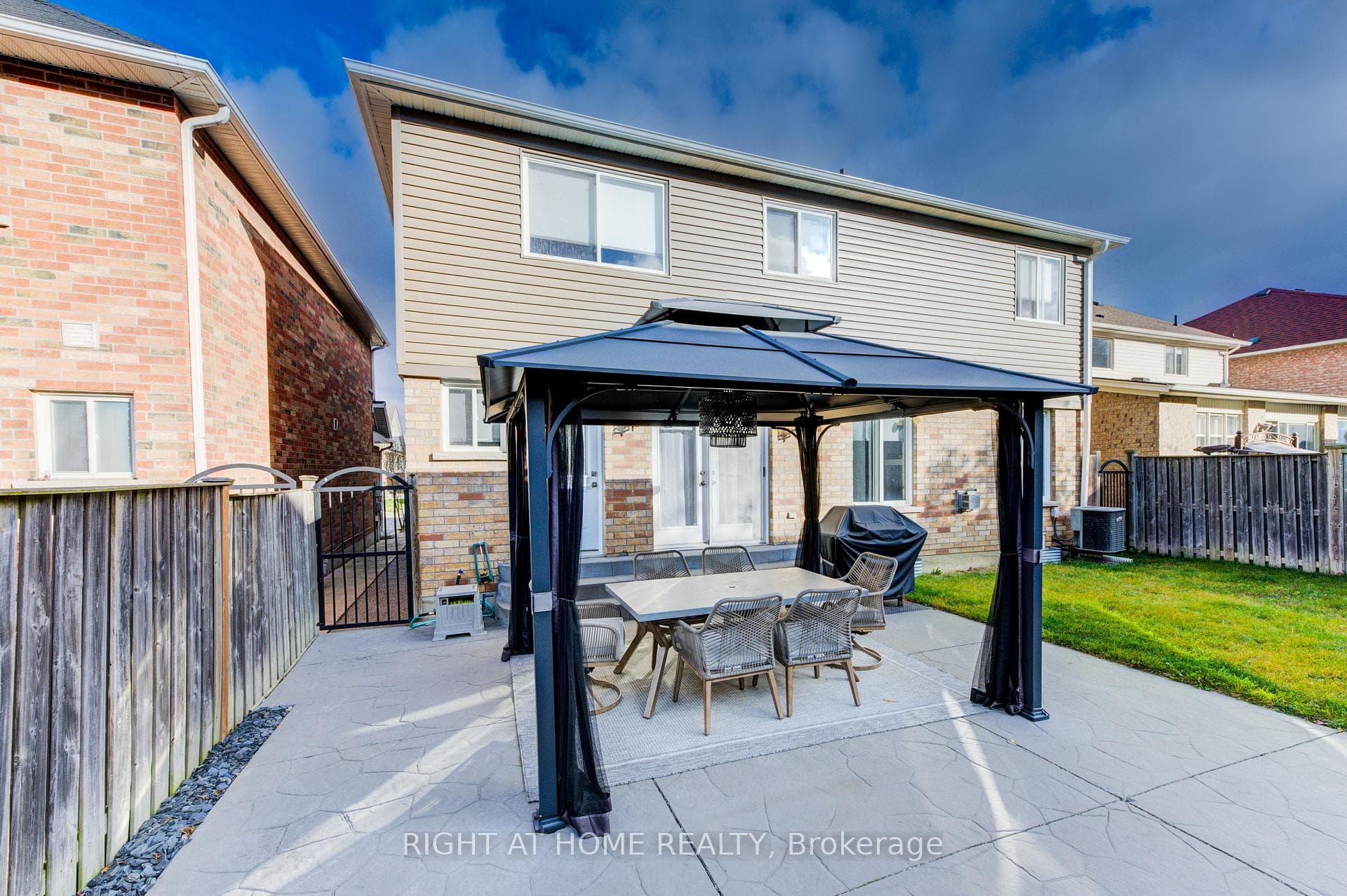 32 Triller Avenue photo 34