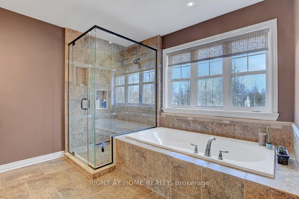 409 Balmoral Drive photo 24