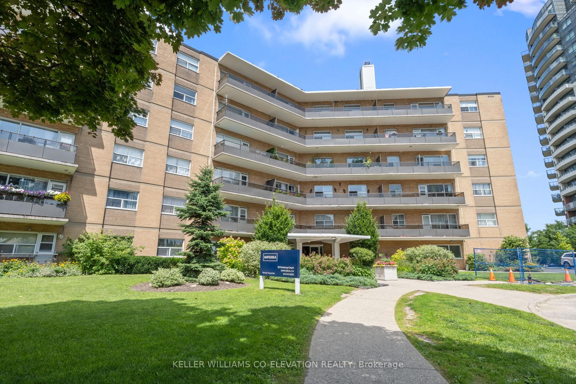 10 Fontenay Court Unit 412 photo 4