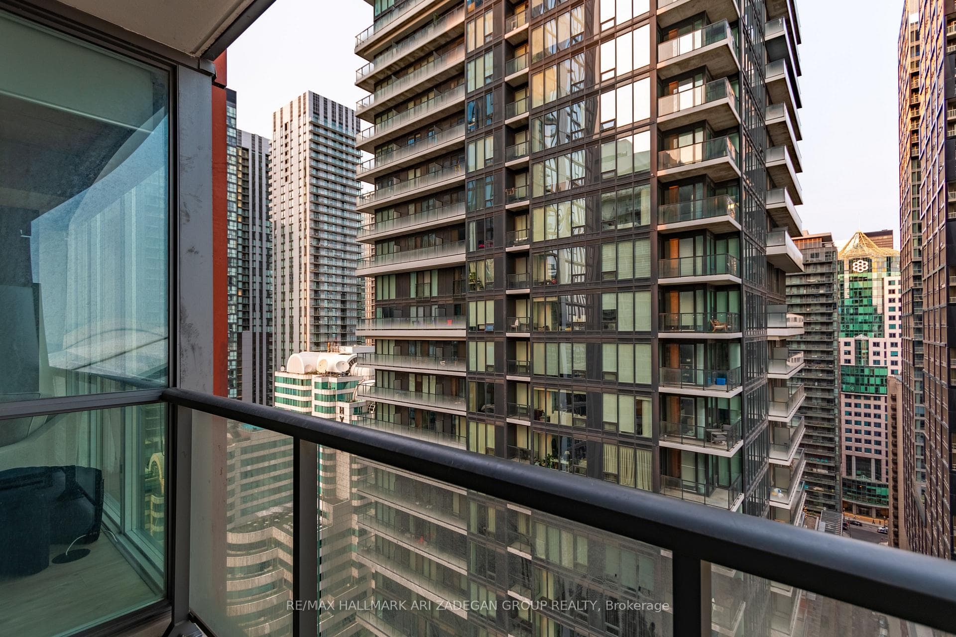 88 Blue Jays Way Unit 2503 photo 11
