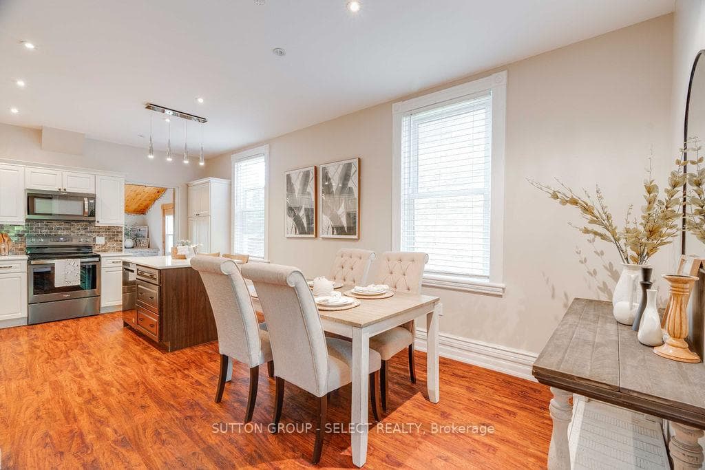 793 William Street photo 8