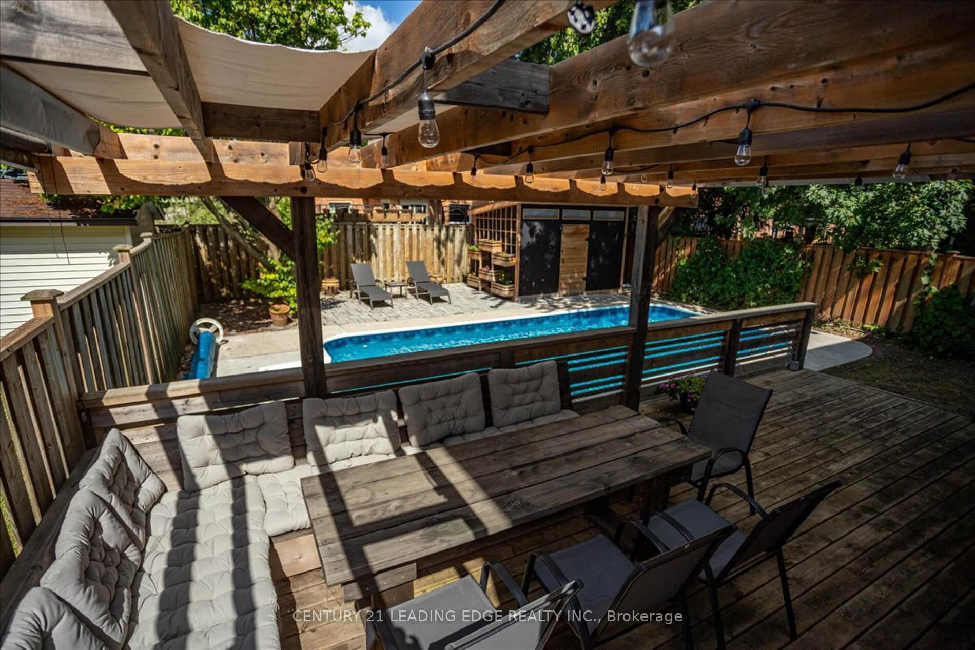 13 Gordon Court photo 38