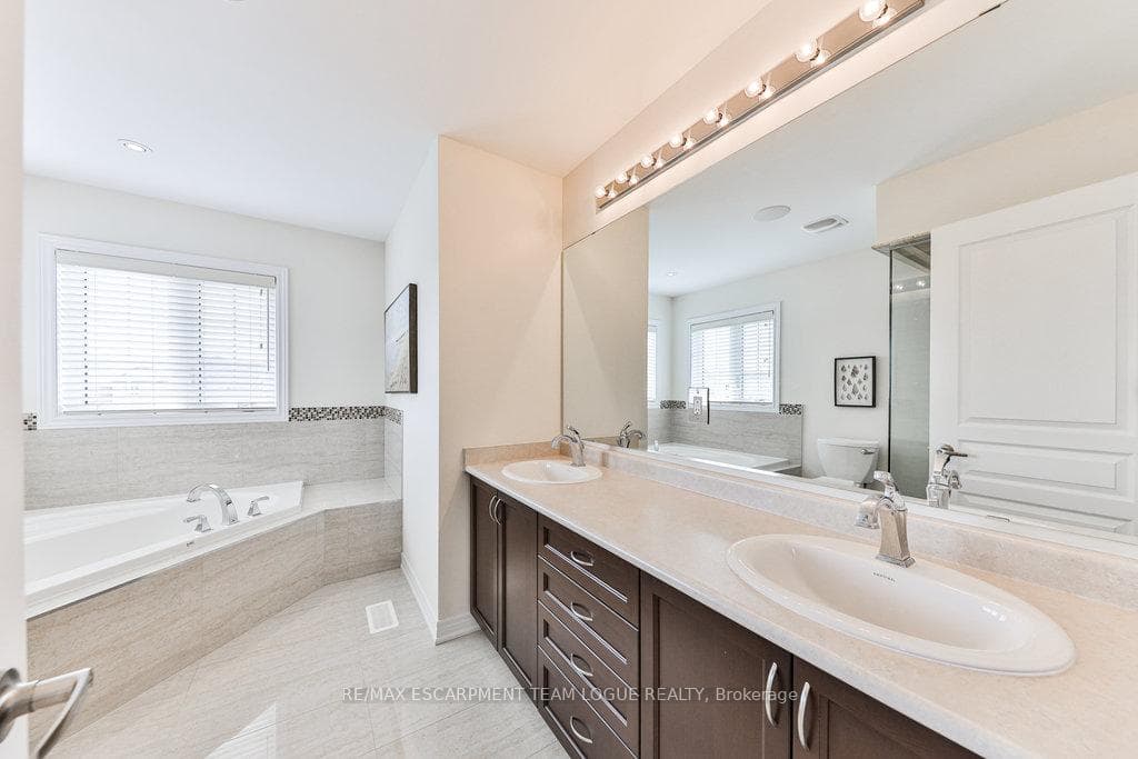 3168 Velebit Park Boulevard photo 17