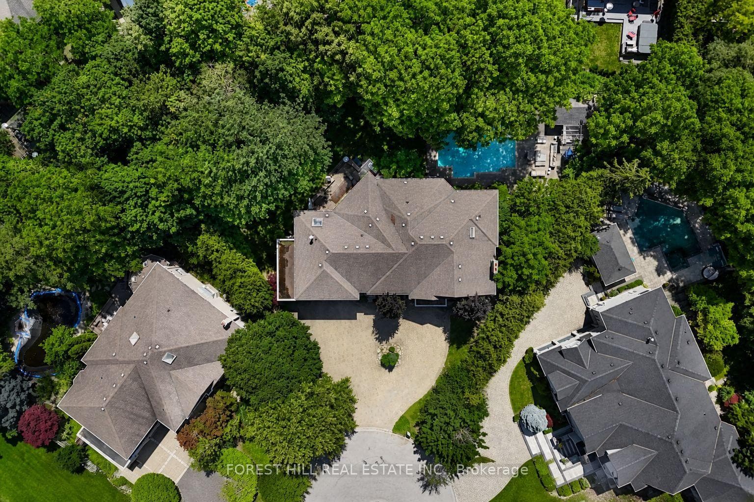 161 Renaissance Court photo 35