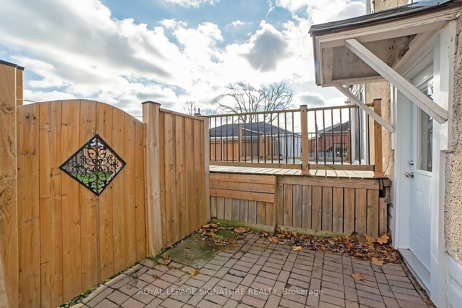298 Wallace Avenue photo 21