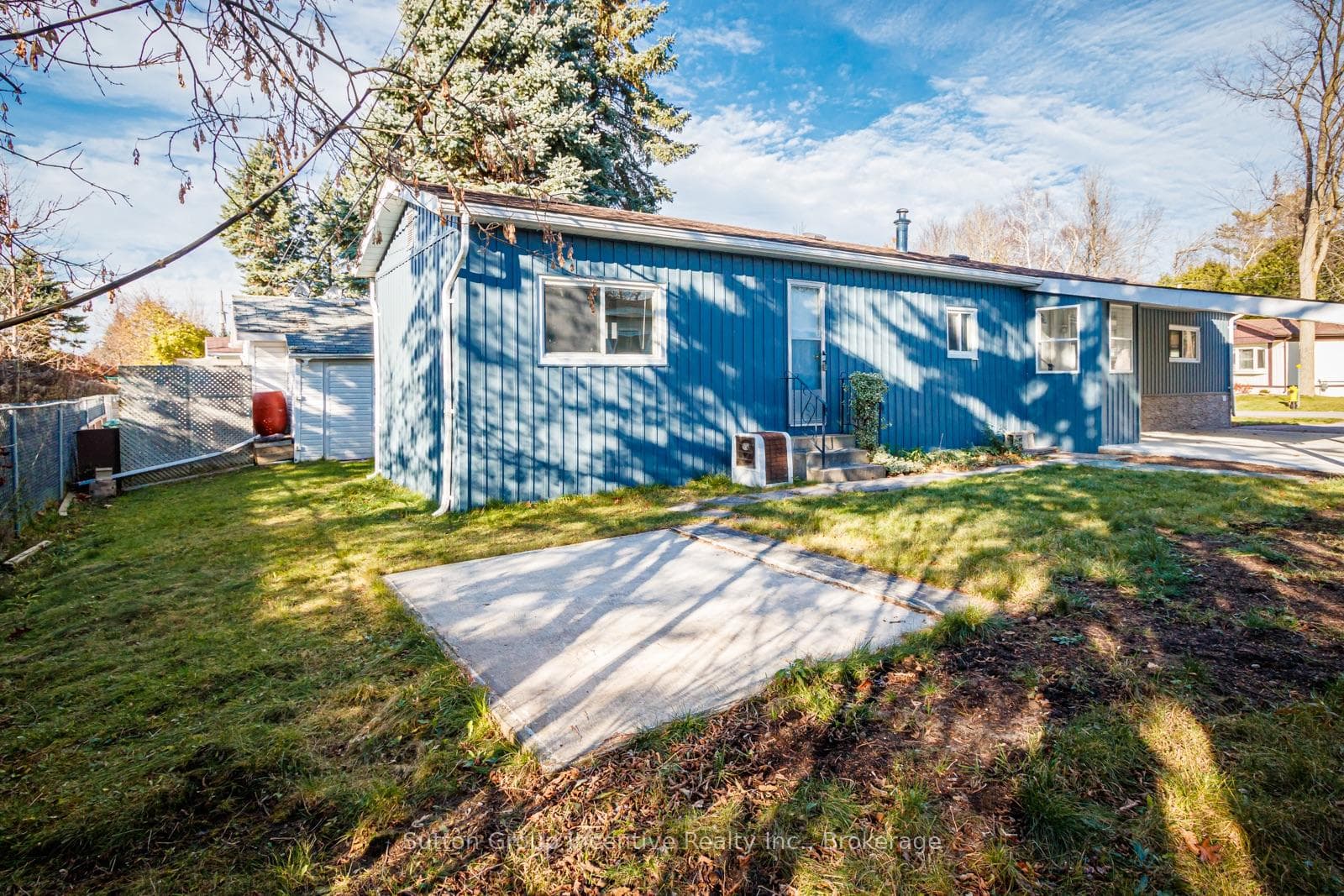6 GEORGIAN GLEN Drive photo 23