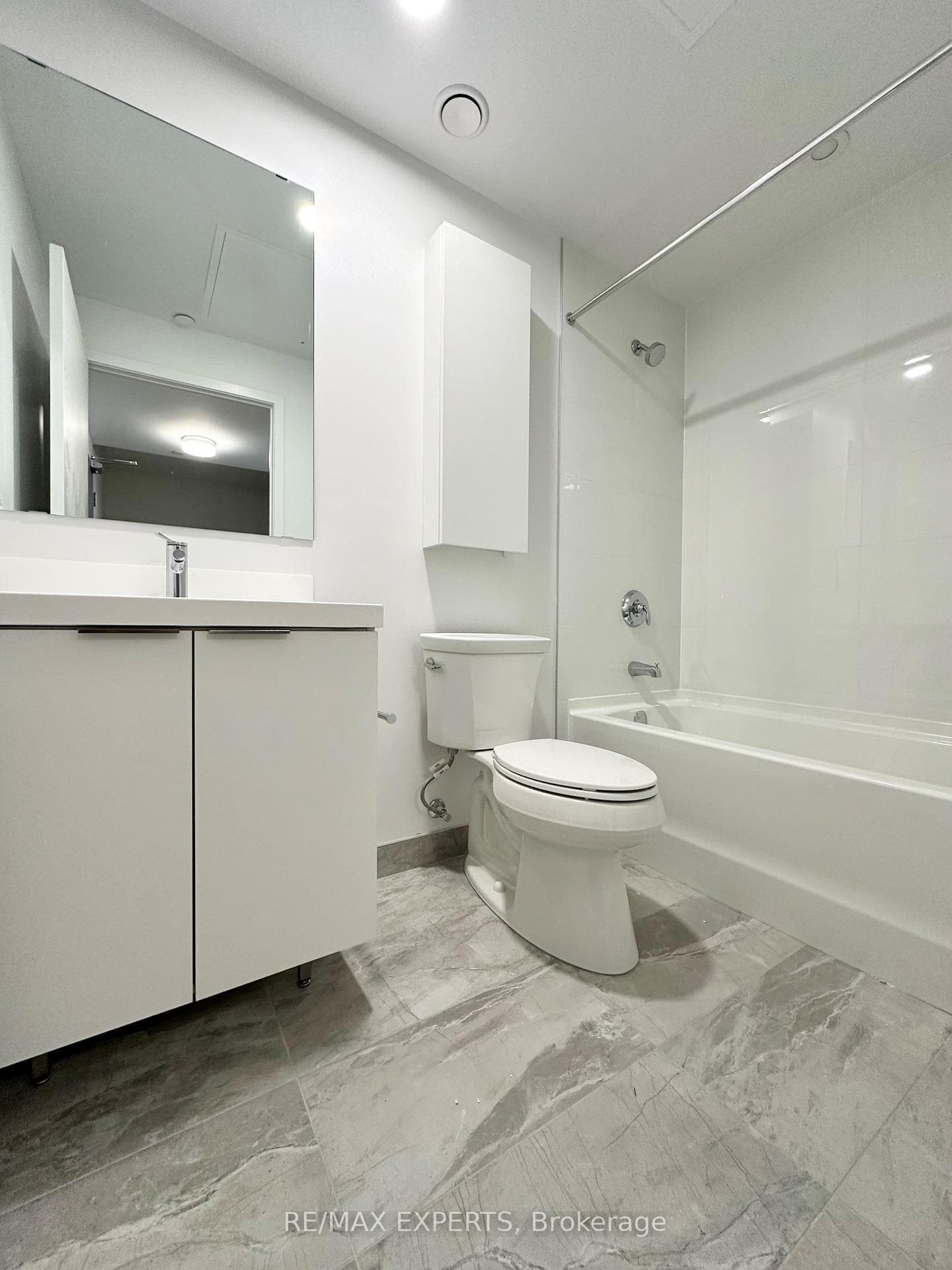 50 O'Neill Road Unit 2210 photo 8