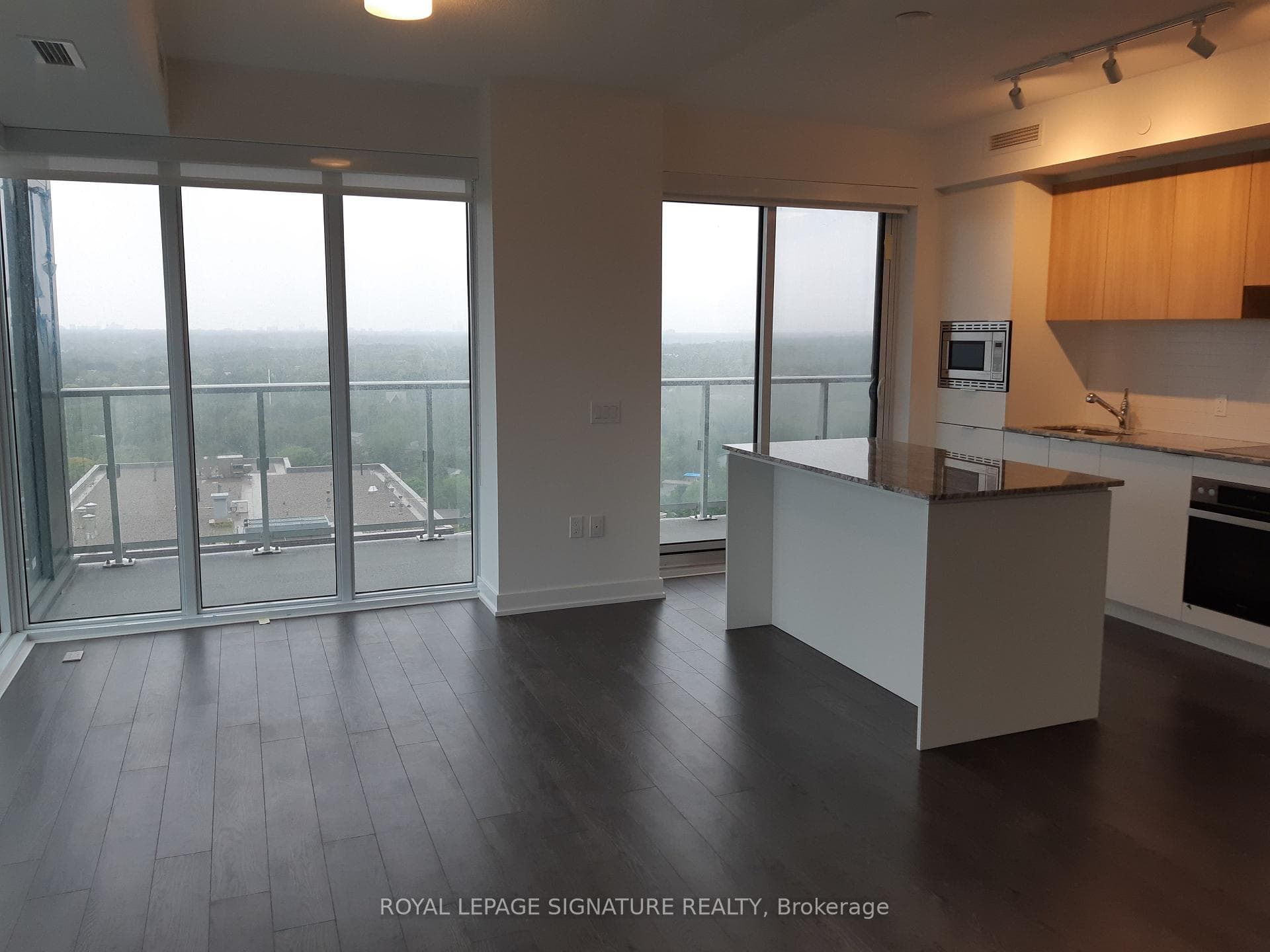 50 O'Neill Road Unit 2011 photo 2