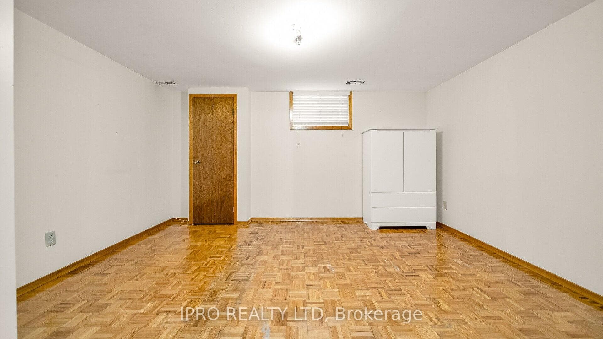 30 Windermere Court photo 27