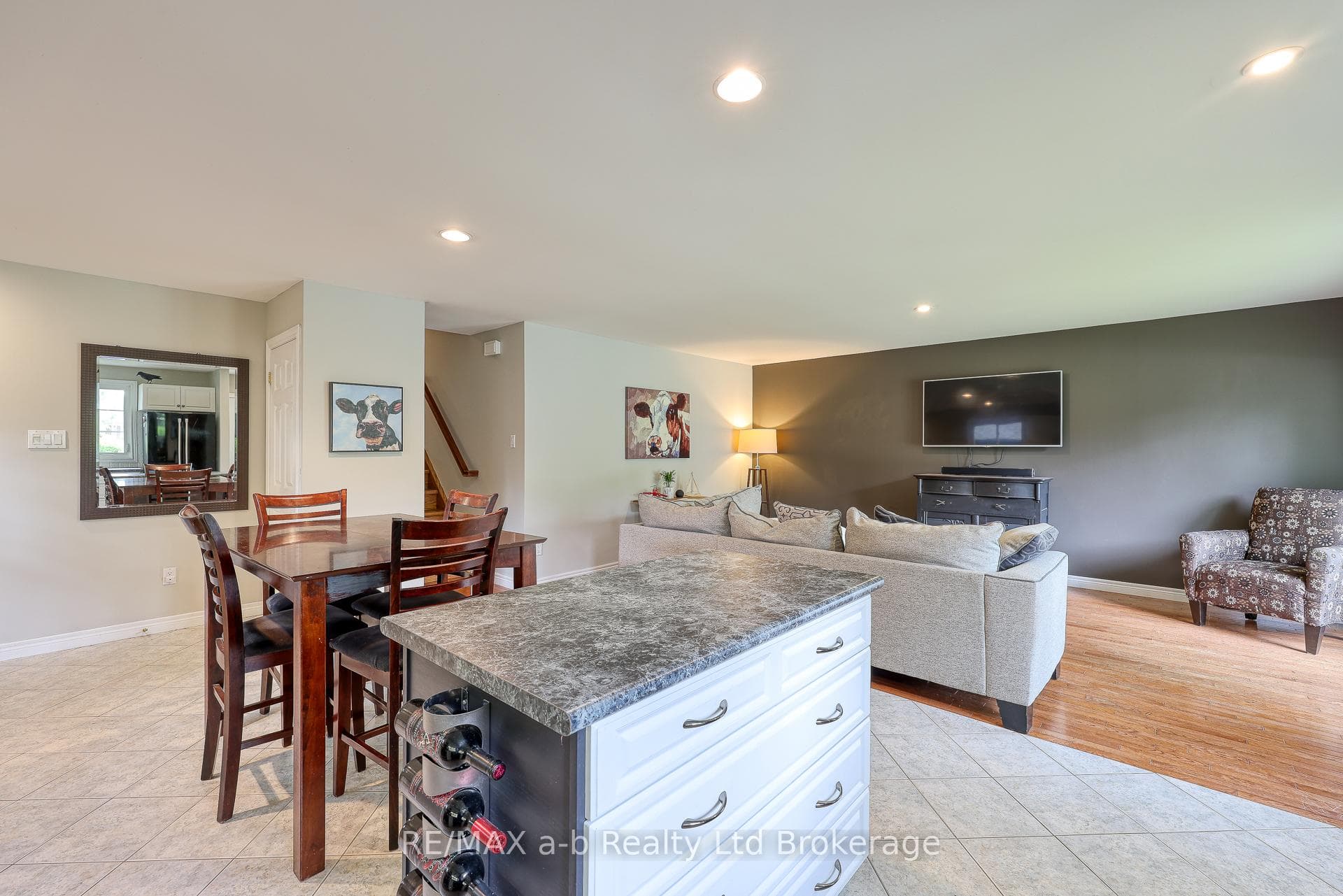 9 Grenville Street photo 25