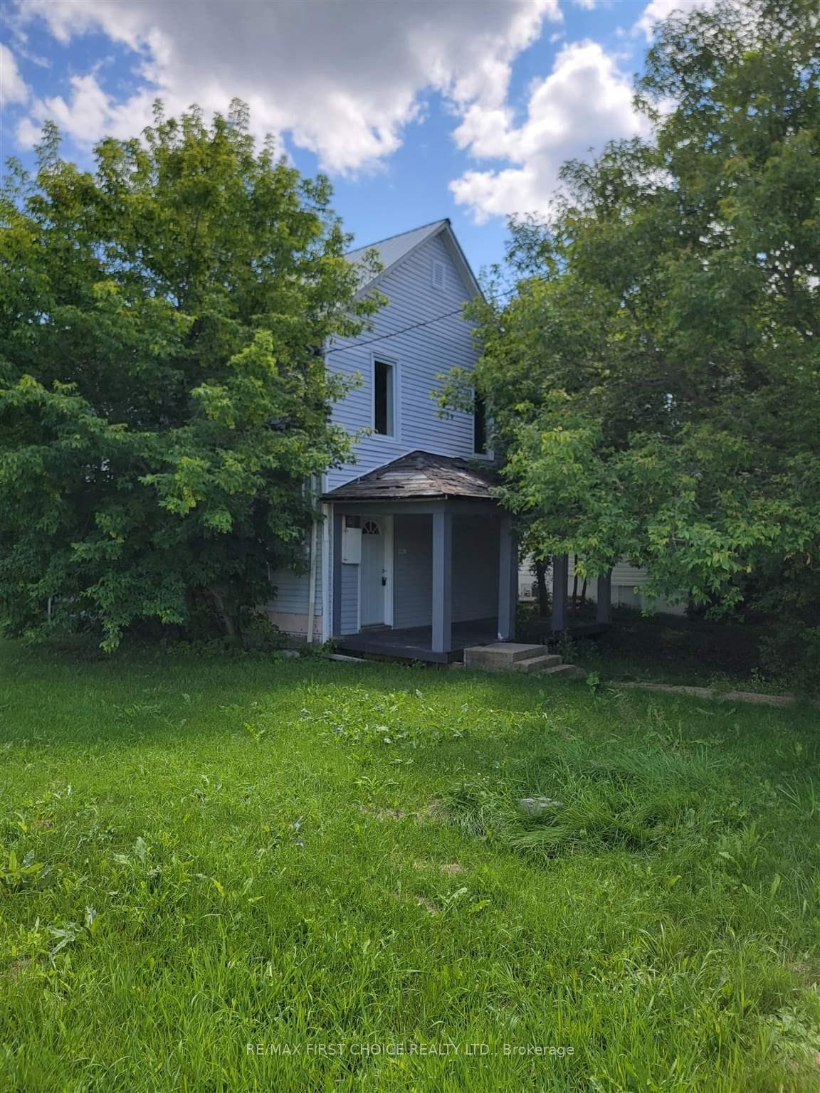 220 Second Street photo 2
