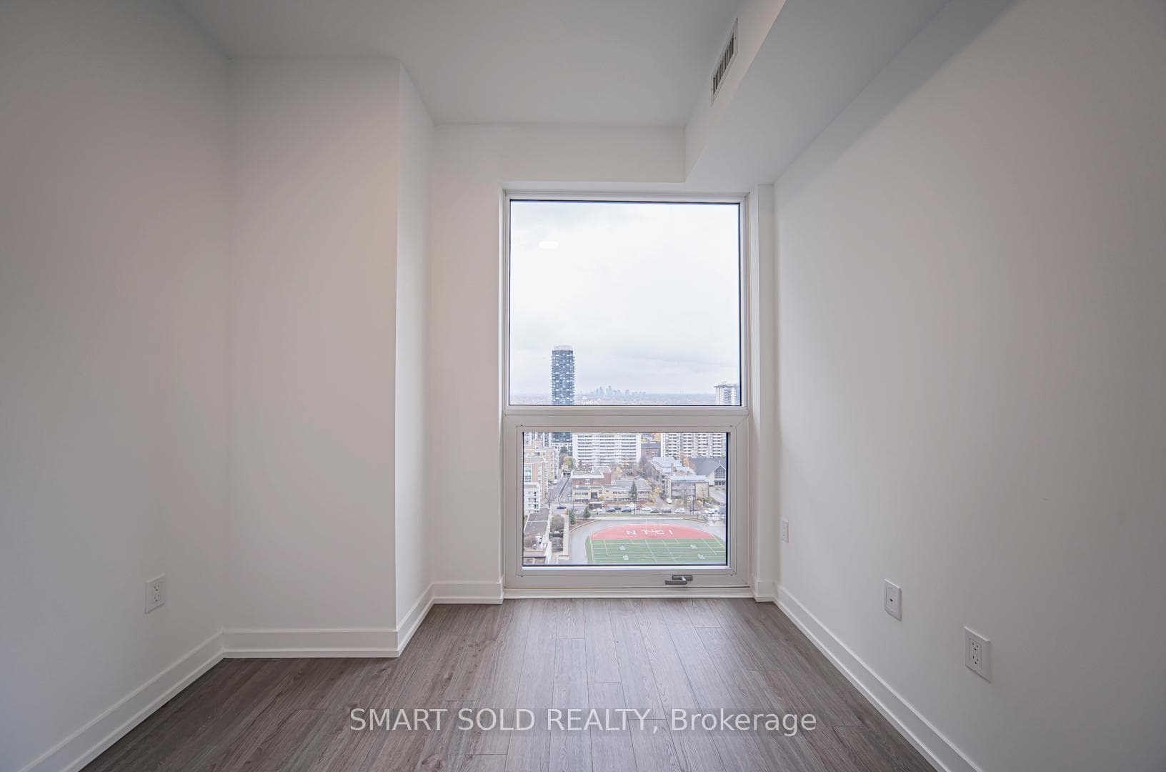 39 Roehampton Avenue Unit 1809 photo 19