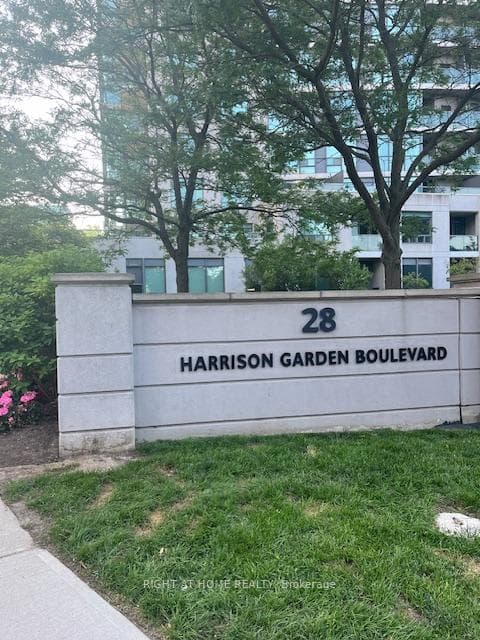28 Harrison Garden Boulevard Unit 1509 photo 15