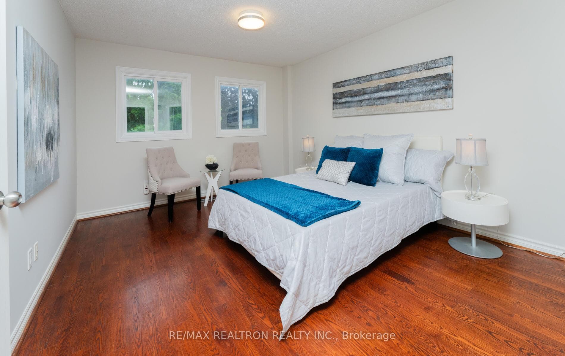 68 Rosemount Avenue photo 16