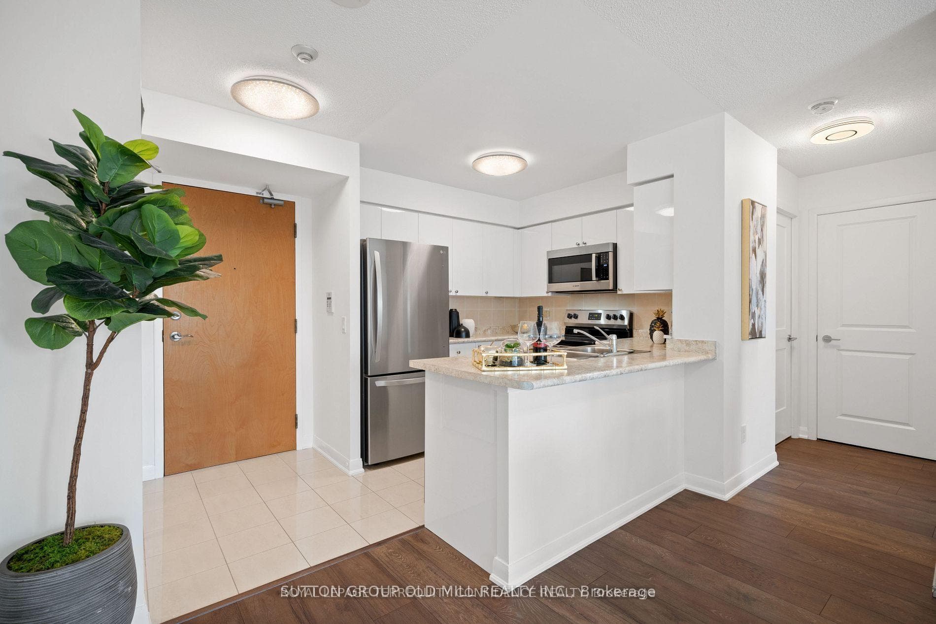 4968 Yonge Street Unit 2303 photo 9
